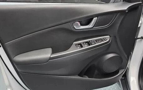 Hyundai Kona I, 2023 год, 1 380 000 рублей, 7 фотография
