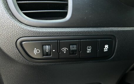 KIA Rio IV, 2018 год, 1 425 000 рублей, 18 фотография