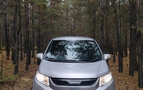 Honda Freed I, 2012 год, 800 000 рублей, 1 фотография