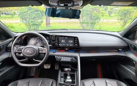 Hyundai Elantra, 2022 год, 1 270 000 рублей, 9 фотография