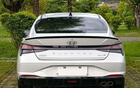 Hyundai Elantra, 2022 год, 1 270 000 рублей, 6 фотография