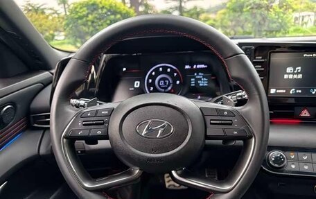 Hyundai Elantra, 2022 год, 1 270 000 рублей, 20 фотография