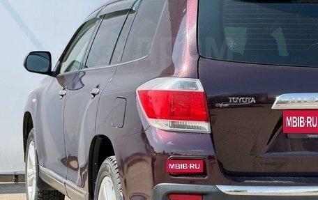 Toyota Highlander III, 2013 год, 2 290 000 рублей, 13 фотография