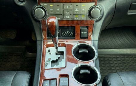 Toyota Highlander III, 2013 год, 2 290 000 рублей, 22 фотография