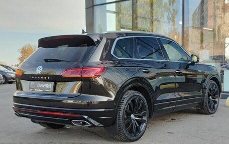 Volkswagen Touareg III, 2018 год, 4 492 800 рублей, 6 фотография