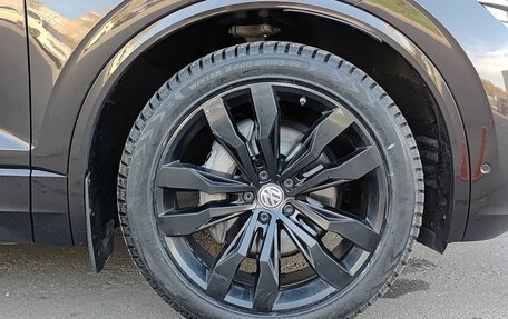 Volkswagen Touareg III, 2018 год, 4 492 800 рублей, 22 фотография