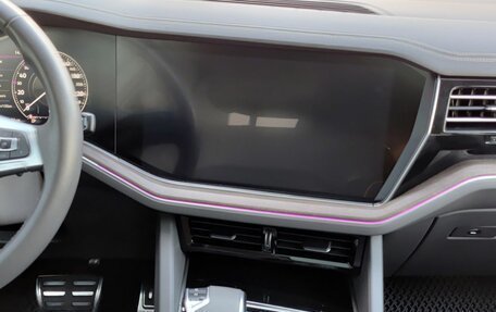 Volkswagen Touareg III, 2018 год, 4 492 800 рублей, 18 фотография