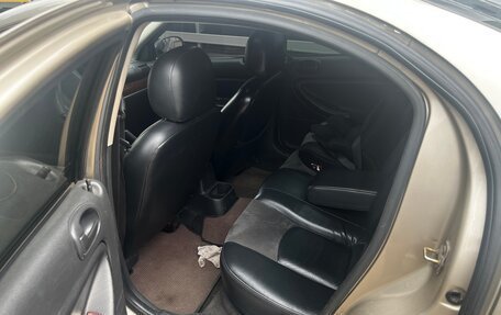 Dodge Stratus II, 2004 год, 310 000 рублей, 4 фотография