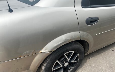 Dodge Stratus II, 2004 год, 310 000 рублей, 8 фотография