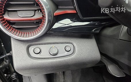 Chevrolet Trax, 2023 год, 1 390 005 рублей, 14 фотография