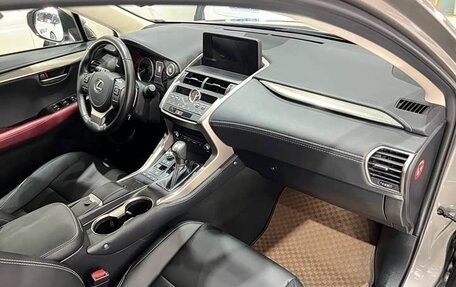 Lexus NX I, 2021 год, 3 070 000 рублей, 11 фотография