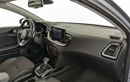 KIA cee'd III, 2021 год, 2 220 000 рублей, 11 фотография