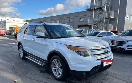 Ford Explorer VI, 2013 год, 1 299 000 рублей, 3 фотография