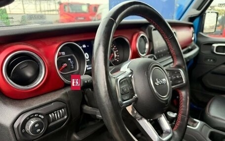 Jeep Wrangler, 2022 год, 5 900 000 рублей, 10 фотография