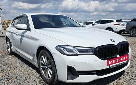 BMW 5 серия, 2021 год, 3 950 000 рублей, 3 фотография