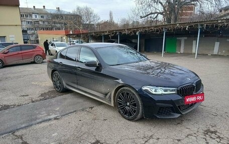 BMW 5 серия, 2021 год, 5 900 000 рублей, 2 фотография
