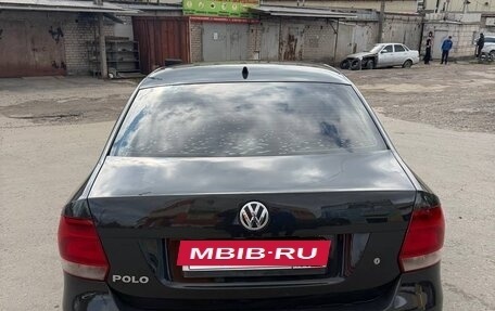 Volkswagen Polo VI (EU Market), 2013 год, 720 000 рублей, 2 фотография