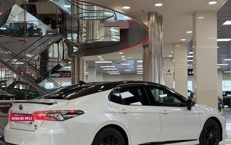 Toyota Camry, 2021 год, 3 745 000 рублей, 5 фотография