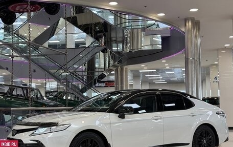 Toyota Camry, 2021 год, 3 745 000 рублей, 3 фотография