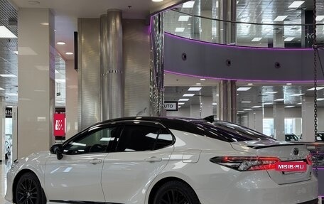 Toyota Camry, 2021 год, 3 745 000 рублей, 4 фотография