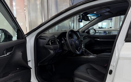 Toyota Camry, 2021 год, 3 745 000 рублей, 21 фотография