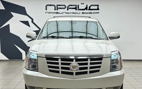 Cadillac Escalade III, 2011 год, 1 599 000 рублей, 2 фотография