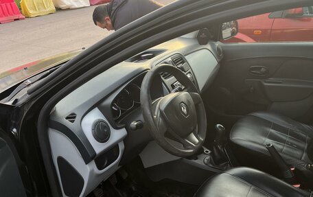 Renault Sandero II рестайлинг, 2014 год, 350 000 рублей, 5 фотография