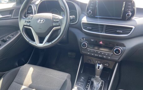 Hyundai Tucson III, 2018 год, 1 850 000 рублей, 12 фотография