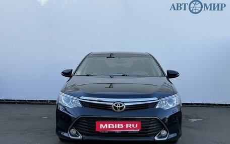 Toyota Camry, 2017 год, 2 400 000 рублей, 2 фотография