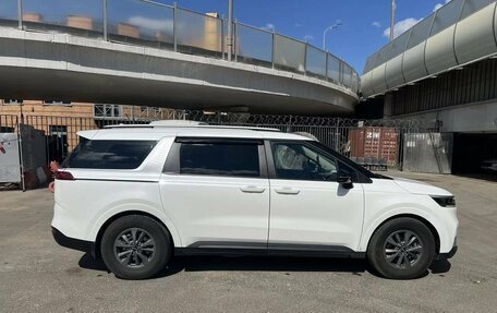 KIA Carnival, 2022 год, 3 500 000 рублей, 4 фотография