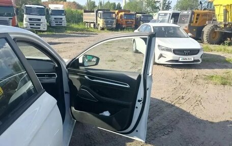 Geely Emgrand, 2024 год, 1 200 000 рублей, 14 фотография