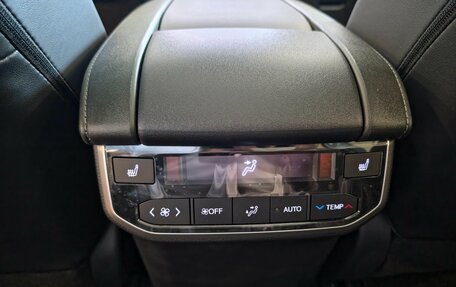 Toyota Highlander, 2026 год, 5 390 000 рублей, 23 фотография