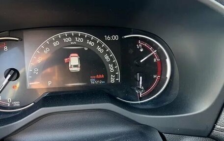 Toyota RAV4, 2022 год, 3 100 000 рублей, 9 фотография