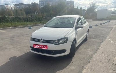 Volkswagen Polo VI (EU Market), 2013 год, 700 000 рублей, 1 фотография