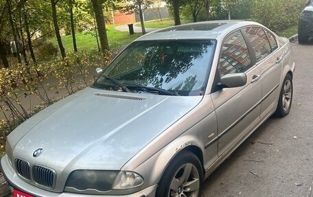 BMW 3 серия, 2001 год, 120 000 рублей, 1 фотография