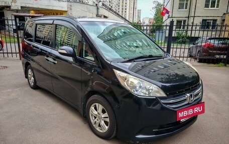 Honda Stepwgn III, 2009 год, 900 000 рублей, 2 фотография