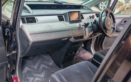 Honda Stepwgn III, 2009 год, 900 000 рублей, 10 фотография