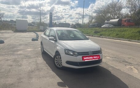 Volkswagen Polo VI (EU Market), 2013 год, 700 000 рублей, 3 фотография