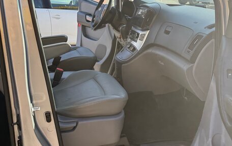 Hyundai Grand Starex Grand Starex I рестайлинг 2, 2016 год, 3 000 000 рублей, 10 фотография