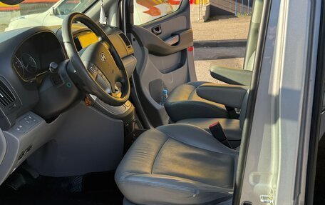 Hyundai Grand Starex Grand Starex I рестайлинг 2, 2016 год, 3 000 000 рублей, 11 фотография