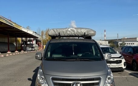 Hyundai Grand Starex Grand Starex I рестайлинг 2, 2016 год, 3 000 000 рублей, 4 фотография