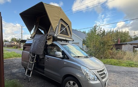 Hyundai Grand Starex Grand Starex I рестайлинг 2, 2016 год, 3 000 000 рублей, 21 фотография