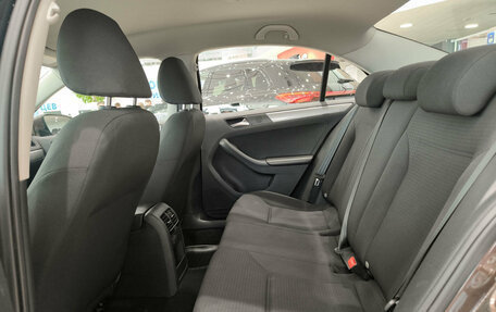 Volkswagen Jetta VI, 2016 год, 1 350 000 рублей, 16 фотография
