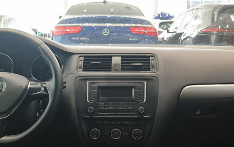 Volkswagen Jetta VI, 2016 год, 1 350 000 рублей, 19 фотография