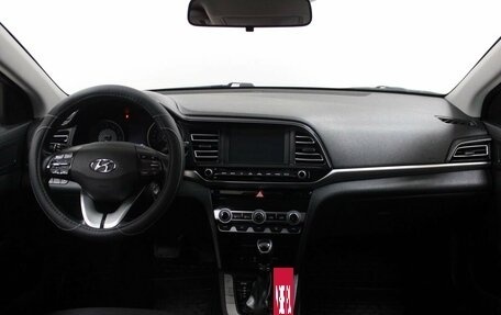 Hyundai Elantra VI рестайлинг, 2019 год, 1 589 900 рублей, 9 фотография