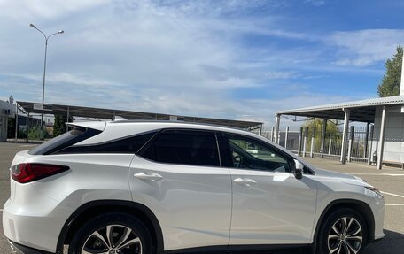Lexus RX IV рестайлинг, 2018 год, 4 950 000 рублей, 6 фотография