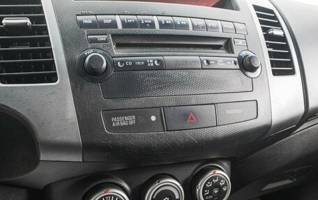 Mitsubishi Outlander III рестайлинг 3, 2008 год, 949 000 рублей, 17 фотография