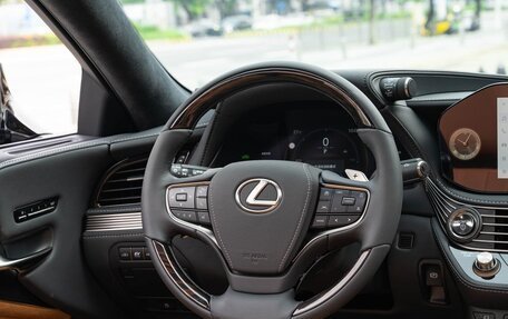 Lexus LS IV, 2025 год, 16 666 666 рублей, 10 фотография