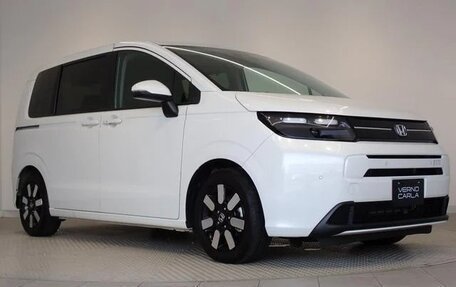 Honda Freed, 2024 год, 1 870 084 рублей, 5 фотография