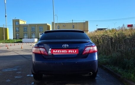Toyota Camry, 2008 год, 700 000 рублей, 4 фотография